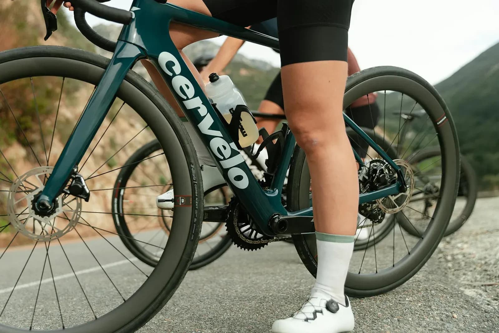 Cervelo Caledonia Rival AXS 2025 — эндуранс шоссейный велосипед, SRAM Rival eTap AXS — фото 3