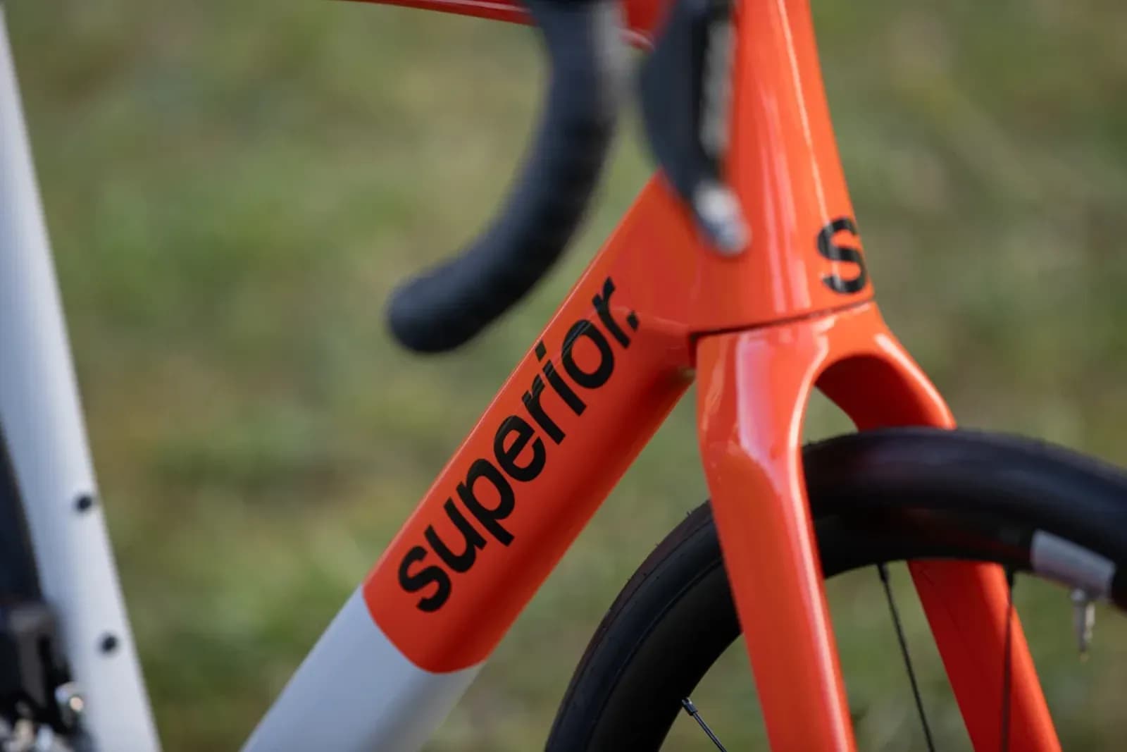 Superior XR 9.5 GF 2025 — карбоновый гран-фондо велосипед с 105 Di2, цвет Matte Black — фото 3