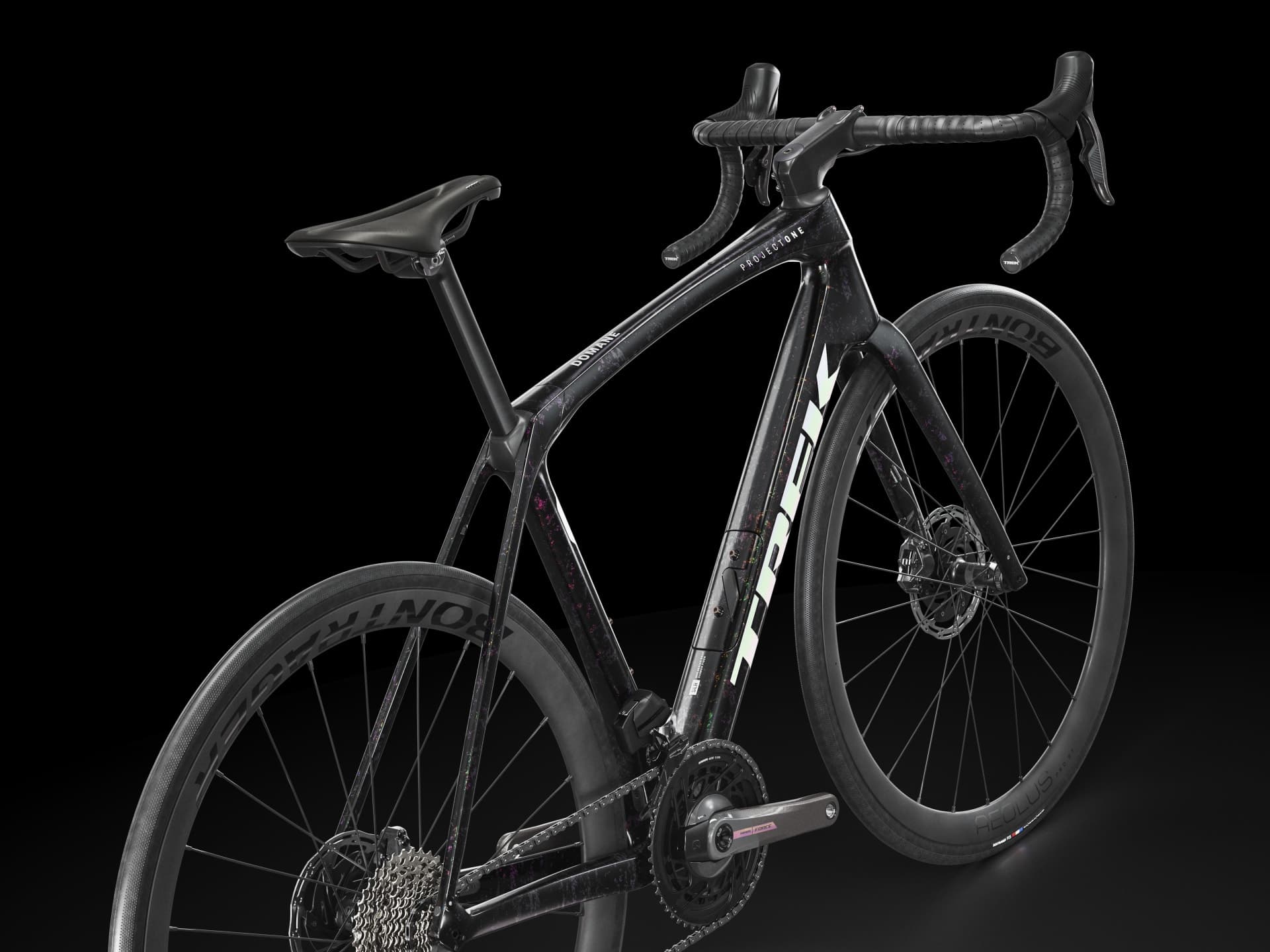 Trek Domane SLR 7 AXS Gen 4 2025 — топовый карбоновый эндуранс с Force AXS — фото 2