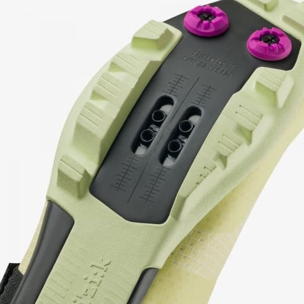 Велотуфли MTB Fizik VENTO FEROX CARBON — фото 5