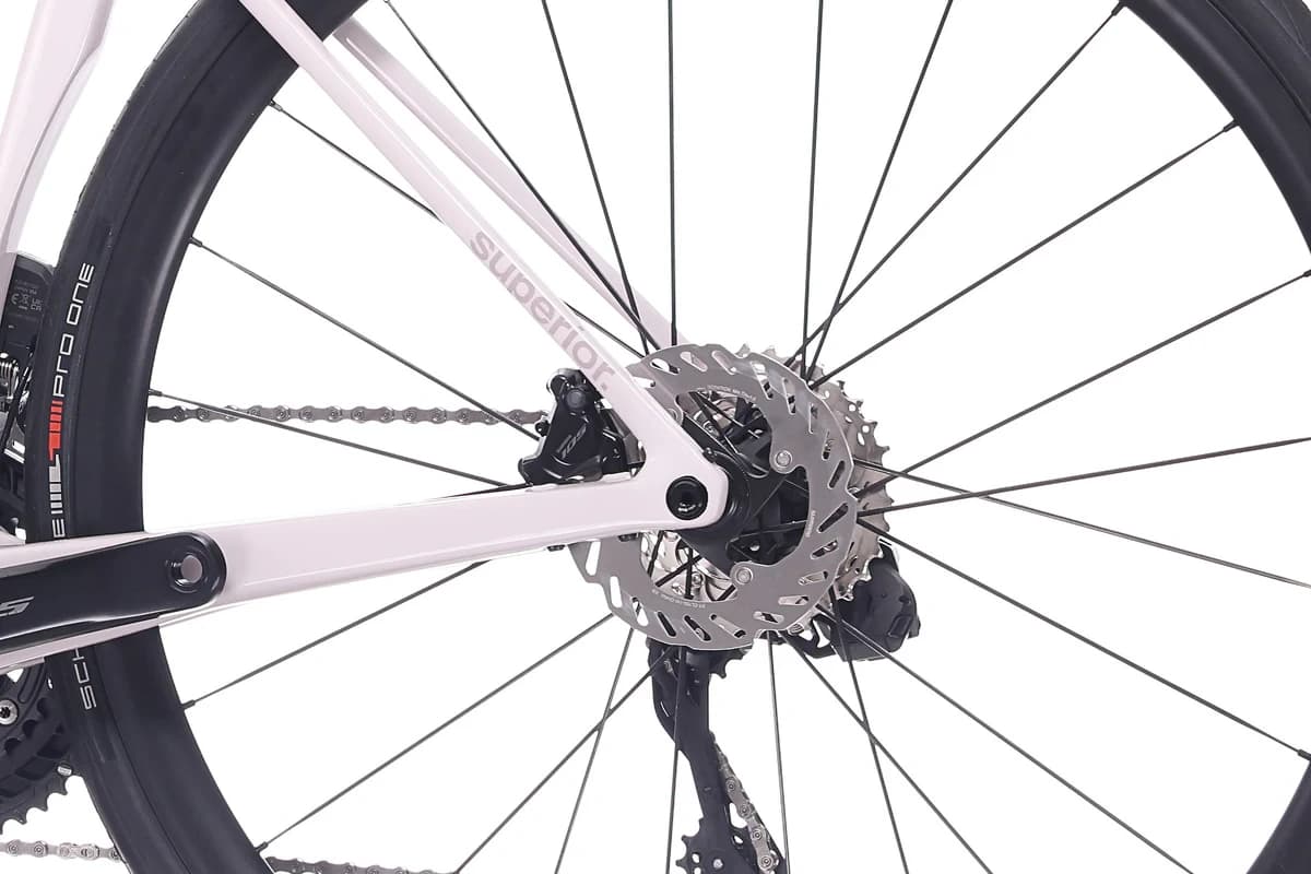 Superior XR 6.3 GF 2025 — алюминиевый гран-фондо велосипед, цвет Gloss Grey / Black — фото 3