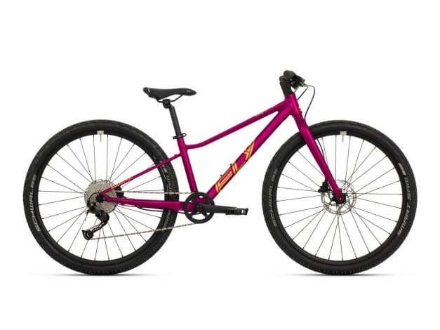 Superior F.L.Y. 27 (2025)