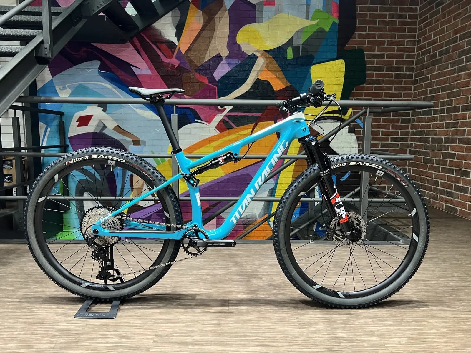 Titan Racing Cypher RS Carbon XT Glosy Teal/White