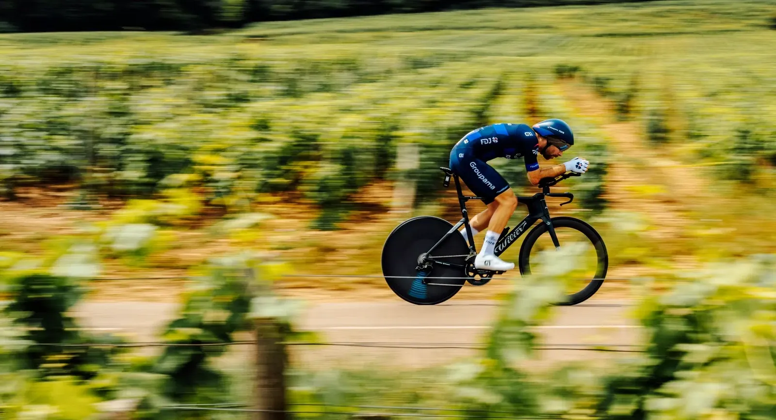 Wilier Turbine SLR LE — аэродинамический профиль и кокпит